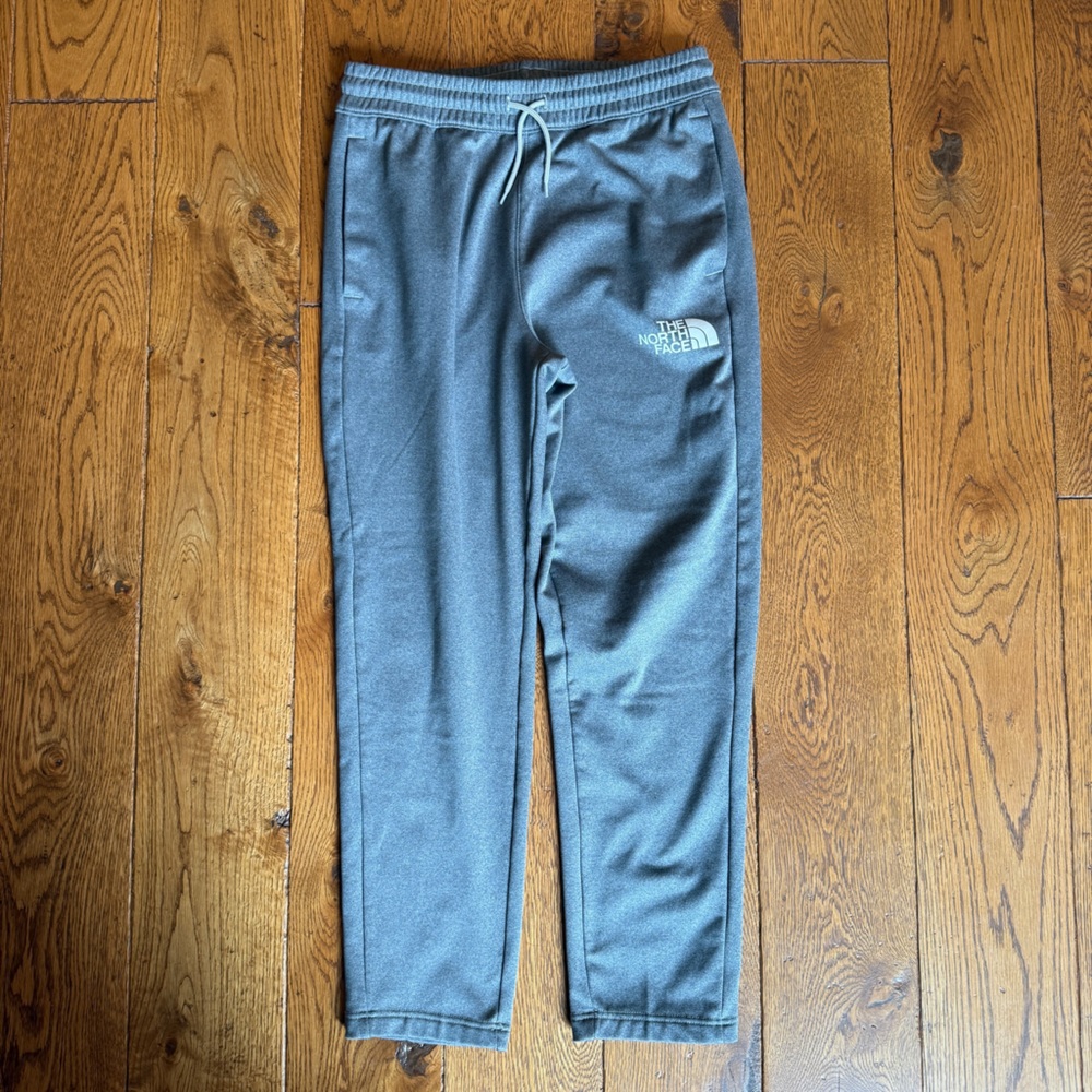 Men’s The North Face Grey Tapered Leg Jogger, Size M